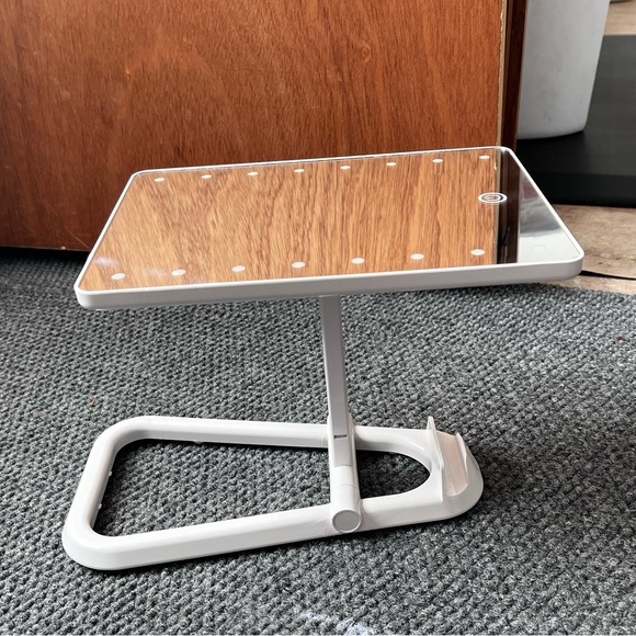 Conair Light up Makeup Mirror - Picture 6 of 6